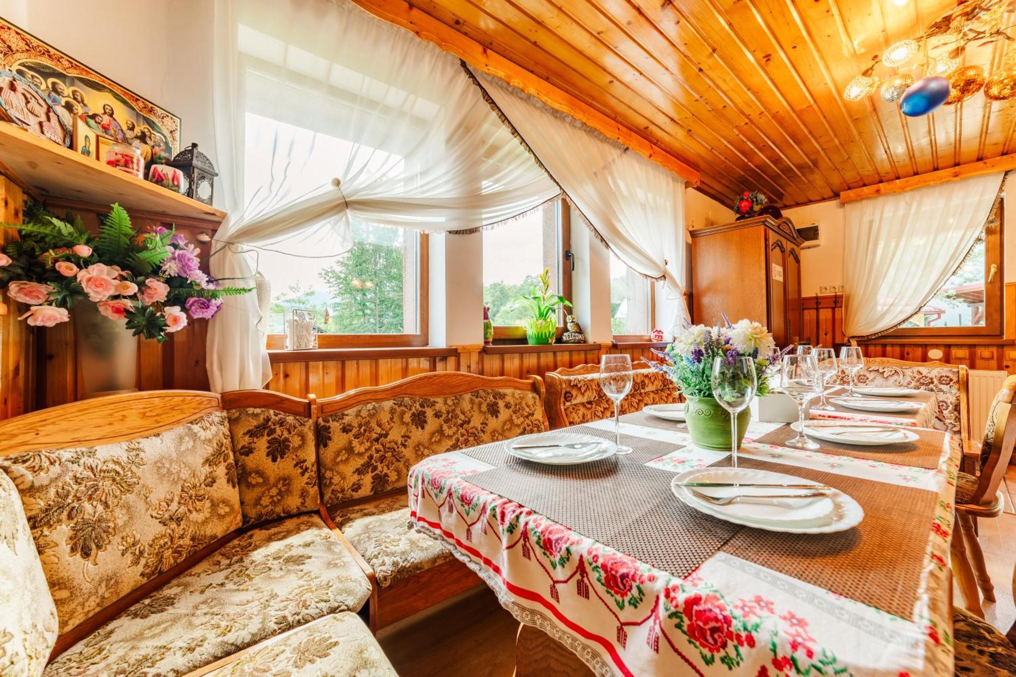 Casa Poiana Soarelui Villa Braşov Eksteriør bilde